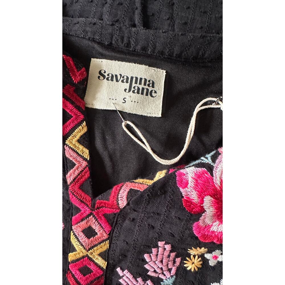 NWOT - SAVANNA JANE - women's Shift Embroidered dress - SIZE SMALL - Picture 12 of 16